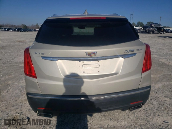 2017 Cadillac XT5 FWD with VIN 1GYKNARS0HZ124016, listed as a Copart auction lot 43510905 with 10,552 mi miles and Salvage Title. Bid and sale history available at carsss.com. Image 6.