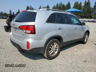2015 Kia Sorento LX with VIN 5XYKT4A61FG630087, listed as a Copart auction lot 66822634 with 173,866 mi miles and Clean Title. Bid and sale history available at carsss.com. Image 3.