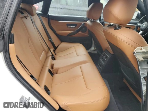 2018 BMW 4 Series 440i z VIN WBA4J5C57JBF07020, wystawiony jako Copart lot #58062735 z przebiegiem 20 708 mil mil oraz Szkoda całkowita • Salvage title. Historia ofert i sprzedaży dostępna na DreamBid. Obrazek 10.
