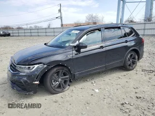 2024 Volkswagen Tiguan SE R-Line Black z VIN 3VV8B7AX9RM221447, wystawiony jako Copart lot #51081415 z przebiegiem 1 617 mil mil oraz Szkoda całkowita • Salvage title. Historia ofert i sprzedaży dostępna na DreamBid. Obrazek 1.