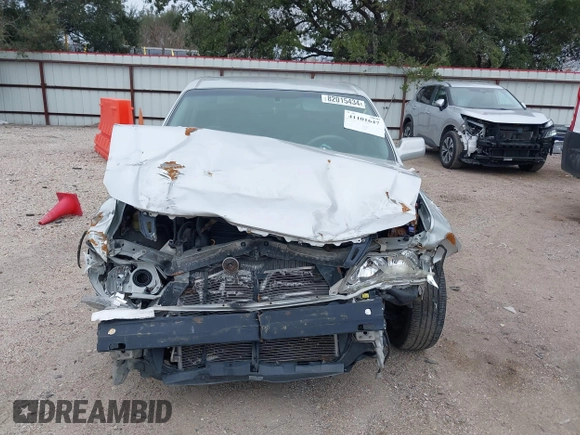 2001 Toyota Avalon XL with VIN 4T1BF28B91U164331, listed as a IAAI auction lot 41101647 with 183,874 mi miles and . Bid and sale history available at DreamBid. Image 6.