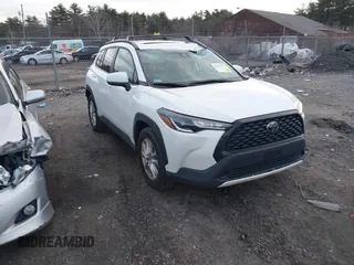 2022 Toyota Corolla Cross LE with VIN 7MUBAABG0NV030759, listed as a IAAI auction lot 41821277 with 16,044 mi miles and . Bid and sale history available at DreamBid. Image 1.
