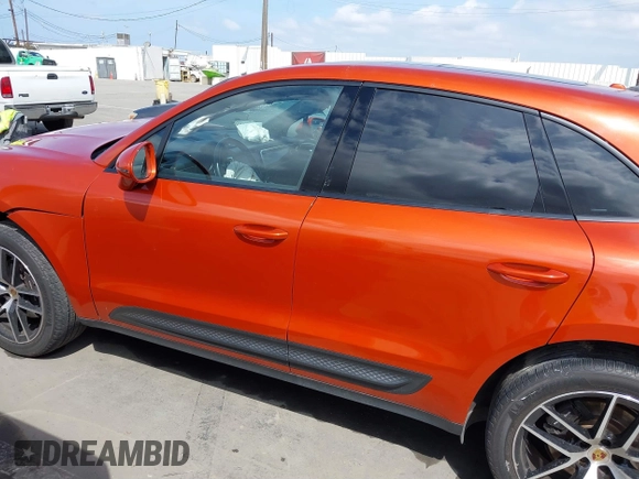 2022 Porsche Macan with VIN WP1AA2A58NLB02500, listed as a IAAI auction lot 41814621 with 54,765 mi miles and . Bid and sale history available at DreamBid. Image 14.