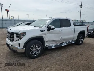2024 GMC Sierra 1500 SLT with VIN 3GTUUDED3RG152579, listed as a Copart auction lot 60967875 with 38,974 mi miles and Salvage title. Bid and sale history available at DreamBid. Image 1.