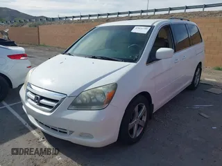 2005 Honda Odyssey EX with VIN 5FNRL38485B091244, listed as a IAAI auction lot 42021750 with 1 mi miles. Bid and sale history available at carsss.com. Image 2.