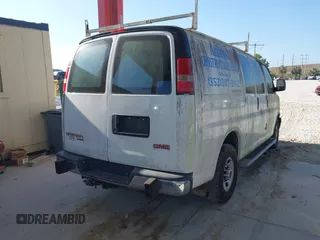 2016 GMC Savana Cargo with VIN 1GTW7AFF4G1904719, listed as a IAAI auction lot 42131849 with 121,700 mi miles. Bid and sale history available at carsss.com. Image 4.