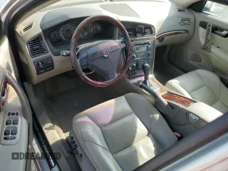 2005 Volvo S60 with VIN YV1RS592052432368, listed as a Copart auction lot 48471815 with 130,744 mi miles and Non Repairable. Bid and sale history available at carsss.com. Image 8.