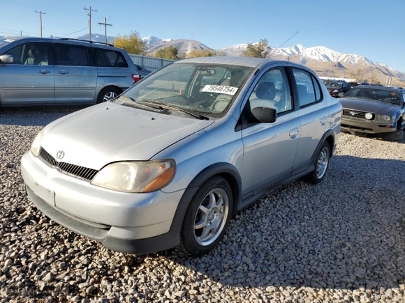 2000 Toyota ECHO with VIN JTDBT1231Y0077890, listed as a Copart auction lot 79546754 with 188,438 mi miles and Salvage Title. Bid and sale history available at carsss.com. Image 1.
