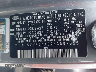 2019 Kia Sorento L with VIN 5XYPG4A37KG597655, listed as a IAAI auction lot 41980451 with 170,179 mi miles. Bid and sale history available at carsss.com. Image 9.