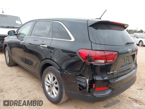 2019 Kia Sorento LX with VIN 5XYPG4A35KG577548, listed as a IAAI auction lot 41463981 with 74,260 mi miles. Bid and sale history available at carsss.com. Image 3.