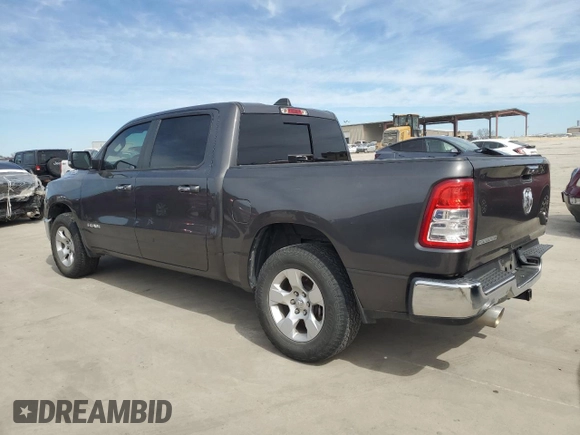 2019 Ram 1500 Big Horn z VIN 1C6RREFT0KN745503, wystawiony jako Copart lot #49421075 z przebiegiem 124 488 mil mil oraz Szkoda całkowita • Salvage title. Historia ofert i sprzedaży dostępna na DreamBid. Obrazek 2.