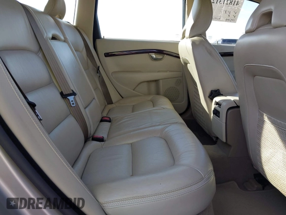 2008 Volvo XC70 z VIN YV4BZ982781035503, wystawiony jako IAAI lot #41821312 z przebiegiem 135 389 mil mil oraz . Historia ofert i sprzedaży dostępna na DreamBid. Obrazek 8.