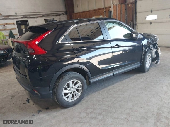 2019 Mitsubishi Eclipse Cross ES with VIN JA4AT3AAXKZ032211, listed as a IAAI auction lot 41836370 with 109,305 mi miles. Bid and sale history available at carsss.com. Image 4.