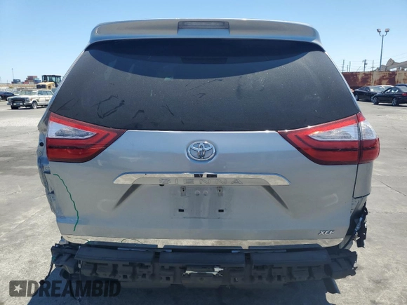 2017 Toyota Sienna XLE Auto Access Seat with VIN 5TDYZ3DC7HS851736, listed as a Copart auction lot 62350585 with 71,833 mi miles and Salvage title. Bid and sale history available at DreamBid. Image 6.