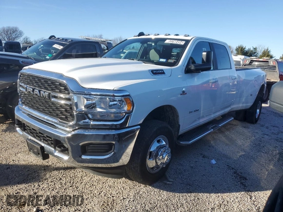2022 Ram 3500 Big Horn with VIN 3C63RRHL2NG260030, listed as a Copart auction lot 82290494 with 33,598 mi miles and Clean Title. Bid and sale history available at carsss.com. Image 1.