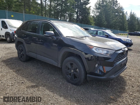 2021 Toyota RAV4 XLE with VIN 2T3P1RFV9MW181006, listed as a Copart auction lot 56543905 with 63,937 mi miles and Clean title. Bid and sale history available at DreamBid. Image 4.
