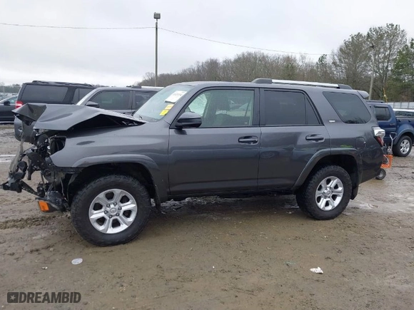 2020 Toyota 4Runner SR5 with VIN JTEBU5JR9L5781319, listed as a IAAI auction lot 41421134 with 133,245 mi miles. Bid and sale history available at carsss.com. Image 15.
