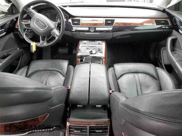 2014 Audi A8 3.0T z VIN WAURGAFD1EN003340, wystawiony jako Copart lot #47531465 z przebiegiem Nie podano mil oraz Szkoda całkowita • Salvage title. Historia ofert i sprzedaży dostępna na DreamBid. Obrazek 8.