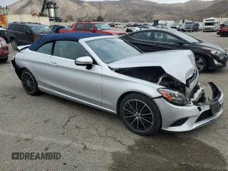 2019 Mercedes-Benz C 300 with VIN WDDWK8DB7KF927498, listed as a Copart auction lot 43358555 with 62,921 mi miles and Salvage Title. Bid and sale history available at carsss.com. Image 4.