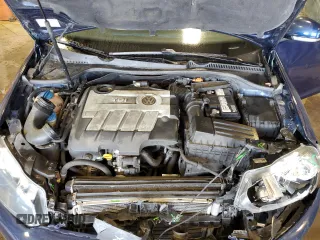 2014 Volkswagen Jetta TDI w/Sunroof z VIN 3VWPL7AJ0EM625568, wystawiony jako Copart lot #54929055 z przebiegiem 134 793 mil mil oraz Szkoda całkowita • Salvage title. Historia ofert i sprzedaży dostępna na DreamBid. Obrazek 11.