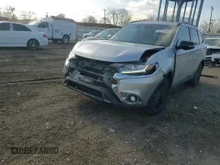 2020 Mitsubishi Outlander SE z VIN JA4AD3A30LZ040995, wystawiony jako Copart lot #53174605 z przebiegiem 139 046 mil mil oraz Szkoda całkowita • Salvage title. Historia ofert i sprzedaży dostępna na DreamBid. Obrazek 12.