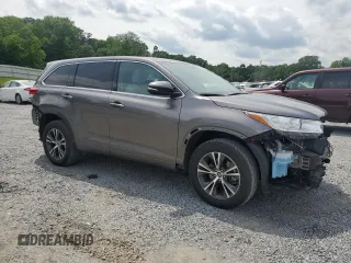 2018 Toyota Highlander LE with VIN 5TDZARFH4JS039470, listed as a Copart auction lot 56961575 with 40,236 mi miles and Salvage title. Bid and sale history available at DreamBid. Image 4.