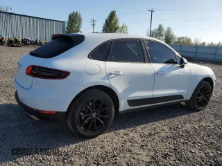 2017 Porsche Macan with VIN WP1AA2A53HLB01677, listed as a Copart auction lot 54214625 with 120,171 mi miles and Clean Title. Bid and sale history available at DreamBid. Image 3.