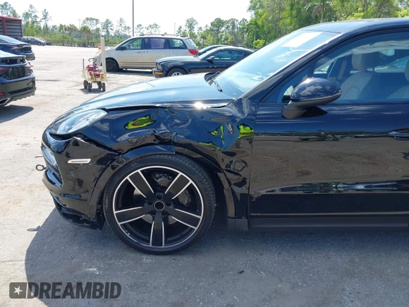 2023 Porsche Cayenne с VIN WP1AA2AYXPDA01076, выставлен на аукционе IAAI как лот 42301868 с пробегом 23 249 миль миль и . История ставок и продаж доступна на DreamBid. Изображение 6.