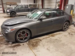 2021 Alfa Romeo Giulia Ti with VIN ZARFANBN9M7641230, listed as a IAAI auction lot 41542596 with 47,101 mi miles. Bid and sale history available at carsss.com. Image 14.