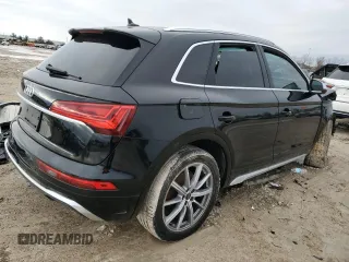 2022 Audi SQ5 Premium Plus with VIN WA1B4AFYXN2093700, listed as a Copart auction lot 45274855 with 27,545 mi miles and Clean Title. Bid and sale history available at DreamBid. Image 3.