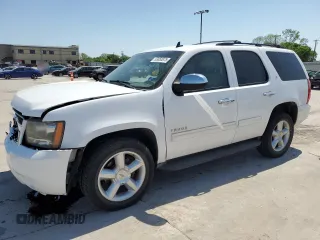 2011 Chevrolet Tahoe LT z VIN 1GNSCBE03BR266896, wystawiony jako Copart lot #53050875 z przebiegiem 111 351 mil mil oraz Szkoda całkowita • Salvage title. Historia ofert i sprzedaży dostępna na DreamBid. Obrazek 1.