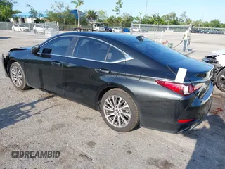 2019 Lexus ES with VIN 58ABZ1B11KU024933, listed as a IAAI auction lot 41920559 with 79,332 mi miles. Bid and sale history available at carsss.com. Image 3.