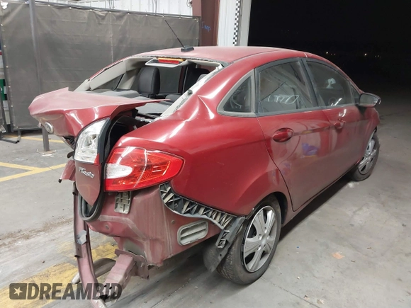 2013 Ford Fiesta SE z VIN 3FADP4BJ9DM167508, wystawiony jako IAAI lot #41696390 z przebiegiem Nie podano mil oraz . Historia ofert i sprzedaży dostępna na DreamBid. Obrazek 4.