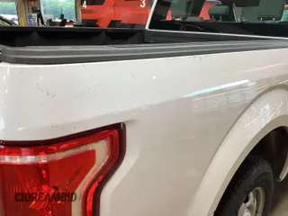 2015 Ford F-150 XL с VIN 1FTEX1CP1FKF08782, выставлен на аукционе IAAI как лот 42643080 с пробегом 201 869 миль миль и . История ставок и продаж доступна на DreamBid. Изображение 2.