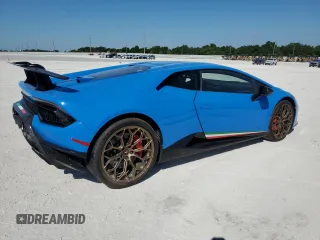 2018 Lamborghini Huracan z VIN ZHWUD4ZF2JLA08437, wystawiony jako Copart lot #50956455 z przebiegiem 7412 mil mil oraz Nie do naprawy. Historia ofert i sprzedaży dostępna na DreamBid. Obrazek 3.