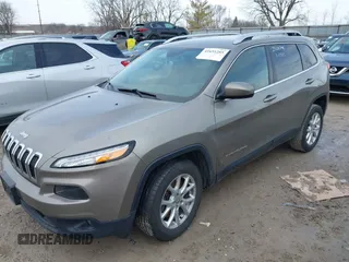 2016 Jeep Cherokee Latitude with VIN 1C4PJLCS4GW347218, listed as a IAAI auction lot 41651285 with 95,169 mi miles. Bid and sale history available at carsss.com. Image 2.