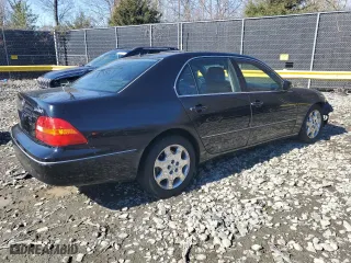 2003 Lexus LS 430 with VIN JTHBN30FX30098697, listed as a Copart auction lot 49048675 with 257,035 mi miles and Salvage Title. Bid and sale history available at carsss.com. Image 3.