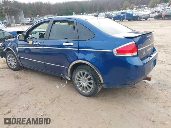 2009 Ford Focus SE z VIN 1FAHP35N59W232162, wystawiony jako IAAI lot #40884449 z przebiegiem Nie podano mil oraz . Historia ofert i sprzedaży dostępna na DreamBid. Obrazek 3.