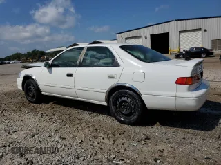 2001 Toyota Camry CE z VIN 4T1BG22K11U848960, wystawiony jako Copart lot #57259655 z przebiegiem 219 477 mil mil oraz Szkoda całkowita • Salvage title. Historia ofert i sprzedaży dostępna na DreamBid. Obrazek 2.