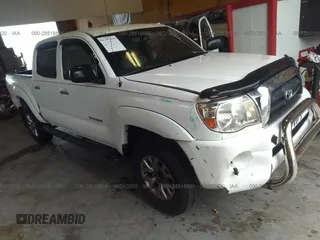 2009 Toyota Tacoma PreRunner with VIN 3TMJU62N59M083231, listed as a IAAI auction lot 28518886 with 190,324 mi miles. Bid and sale history available at carsss.com. Image 6.