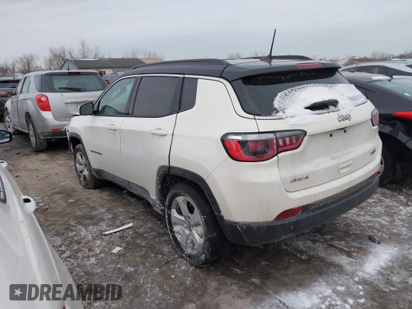 2018 Jeep Compass Altitude with VIN 3C4NJDBB3JT307076, listed as a IAAI auction lot 41387169 with 75,106 mi miles and . Bid and sale history available at carsss.com. Image 3.