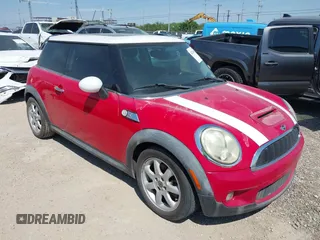 2009 MINI Hardtop S with VIN WMWMF73569TW86229, listed as a IAAI auction lot 42264383 with 63,482 mi miles and . Bid and sale history available at DreamBid. Image 1.
