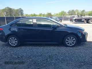 2022 Toyota Corolla LE with VIN JTDEPMAE0NJ207606, listed as a IAAI auction lot 41958548 with 92,073 mi miles. Bid and sale history available at carsss.com. Image 13.