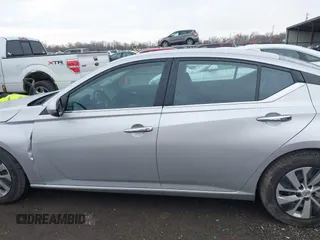2020 Nissan Altima S z VIN 1N4BL4BV5LC208609, wystawiony jako IAAI lot #41894171 z przebiegiem 88 658 mil mil oraz . Historia ofert i sprzedaży dostępna na DreamBid. Obrazek 14.