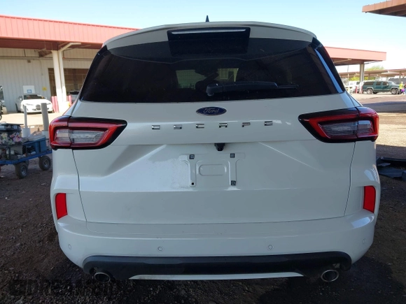 2024 Ford Escape ST-Line with VIN 1FMCU0MN2RUA68650, listed as a IAAI auction lot 41965125 with 13,036 mi miles and . Bid and sale history available at DreamBid. Image 17.