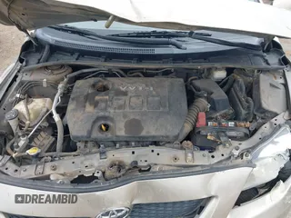 2010 Toyota Corolla z VIN 1NXBU4EE3AZ298252, wystawiony jako IAAI lot #42024838 z przebiegiem 260 162 mil mil oraz . Historia ofert i sprzedaży dostępna na DreamBid. Obrazek 10.
