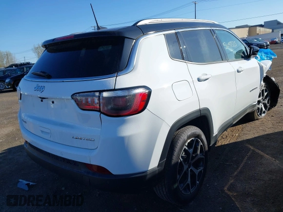2025 Jeep Compass Limited with VIN 3C4NJDCN0ST566747, listed as a IAAI auction lot 42224070 with 578 mi miles and . Bid and sale history available at DreamBid. Image 4.
