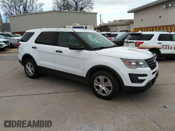 2017 Ford Police Interceptor Utility z VIN 1FM5K8AR4HGD25759, wystawiony jako IAAI lot #41668078 z przebiegiem 100 108 mil mil oraz . Historia ofert i sprzedaży dostępna na DreamBid. Obrazek 1.