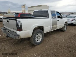 2003 Chevrolet Silverado 1500 LT with VIN 2GCEK19T231403375, listed as a Copart auction lot 86842894 with 211,666 mi miles and Salvage Title. Bid and sale history available at carsss.com. Image 3.