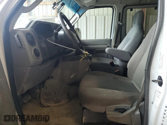 2014 Ford Econoline Passenger XL z VIN 1FBSS3BL1EDA92915, wystawiony jako Copart lot #56422285 z przebiegiem 164 704 mil mil oraz Tytuł czysty. Historia ofert i sprzedaży dostępna na DreamBid. Obrazek 7.